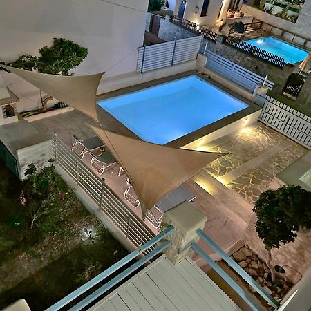 Villa Danae - Seaside Villa With Pool & Hot Tub Piso Livadi Buitenkant foto