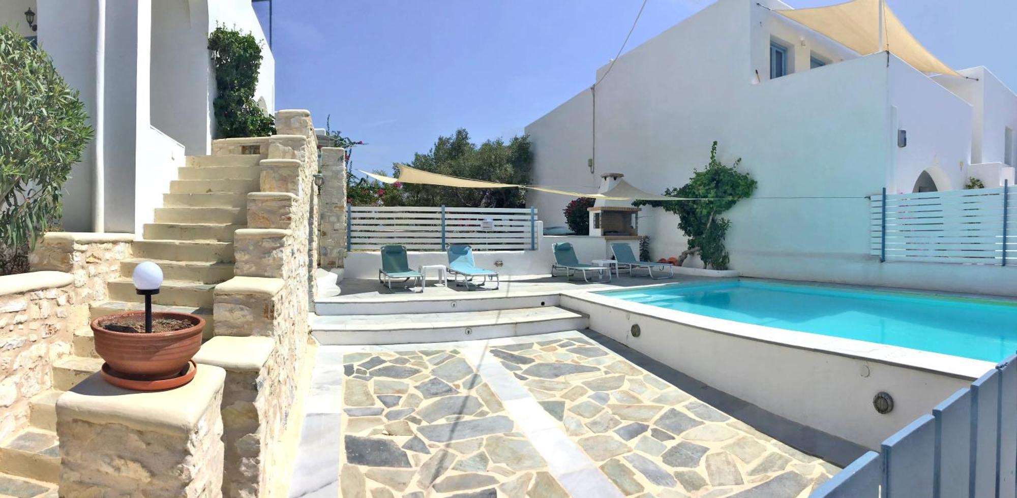 Villa Danae - Seaside Villa With Pool & Hot Tub Piso Livadi Buitenkant foto