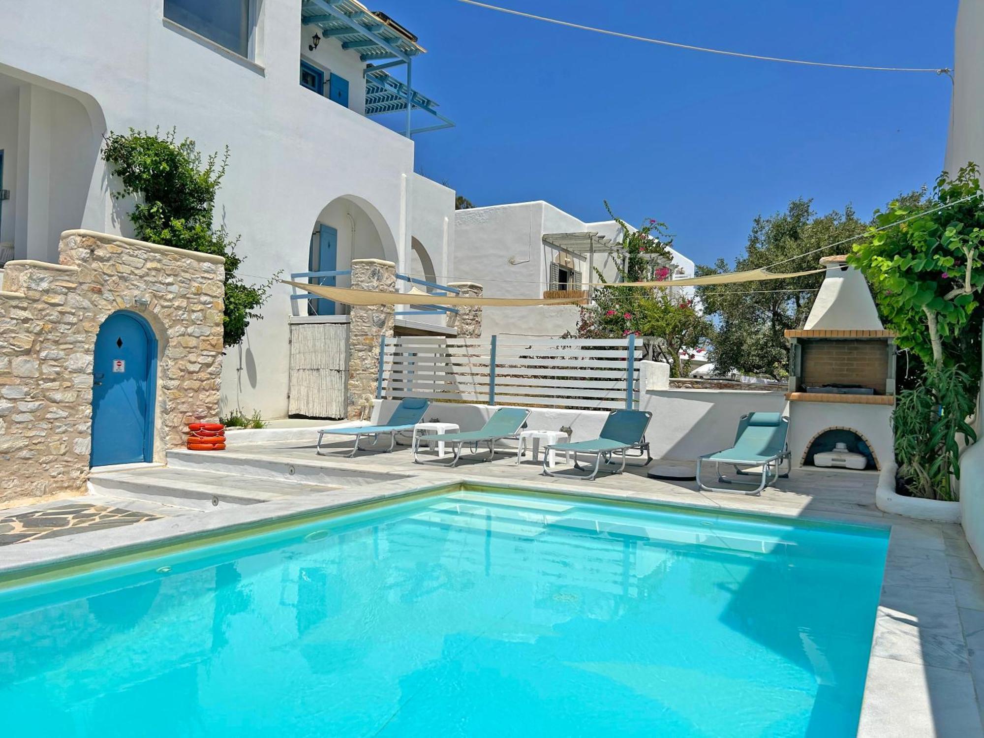 Villa Danae - Seaside Villa With Pool & Hot Tub Piso Livadi Buitenkant foto